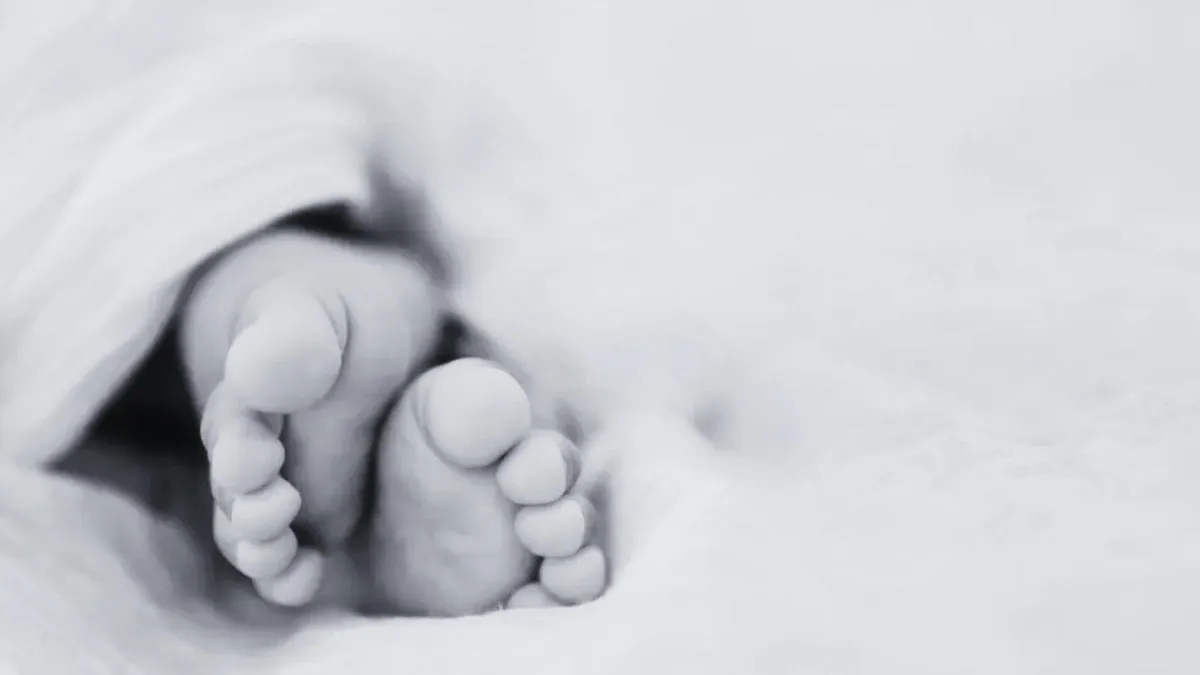 Bebé de siete meses murió en Bello, Antioquia, tras ingresar a un hospital con golpes: la madre aseguró que el niño sufrió varias caídas