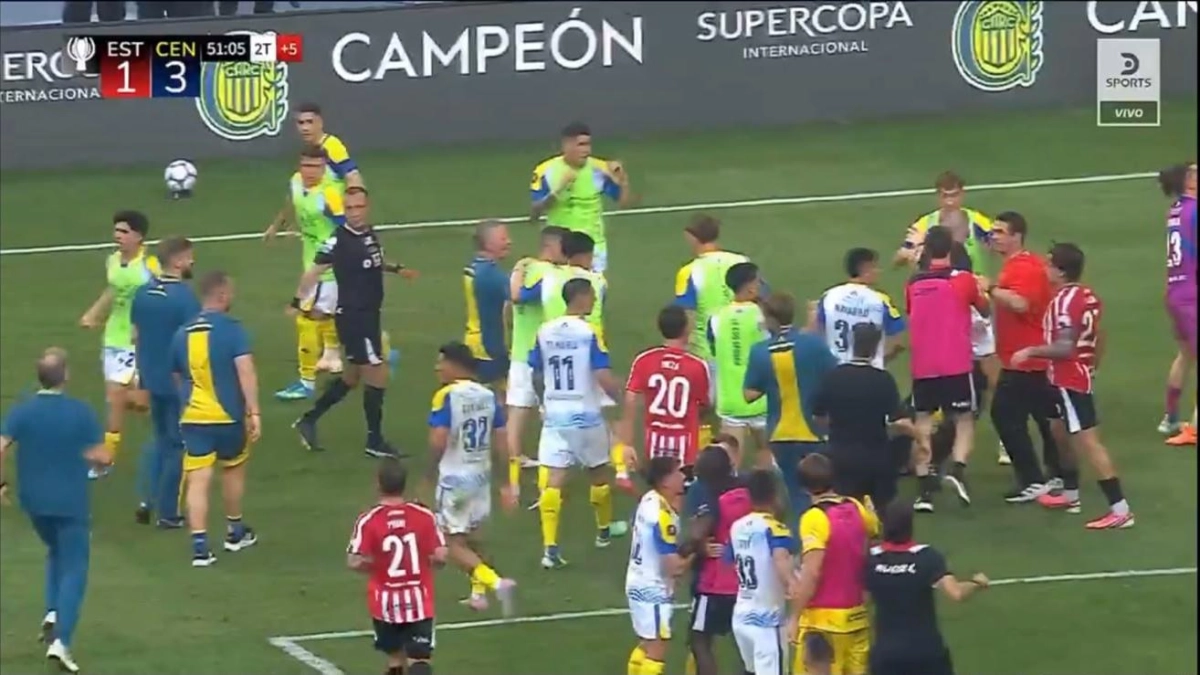 La final de la Supercopa Internacional entre Estudiantes y Rosario Central terminó en pelea y escándalo: video