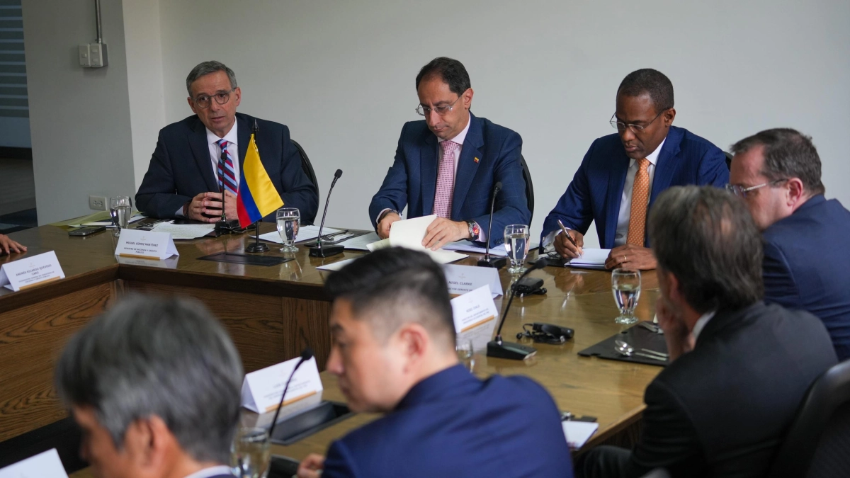 Las alternativas que tiene Colombia con el FMI y los compromisos que debería cumplir para lograr financiamiento
