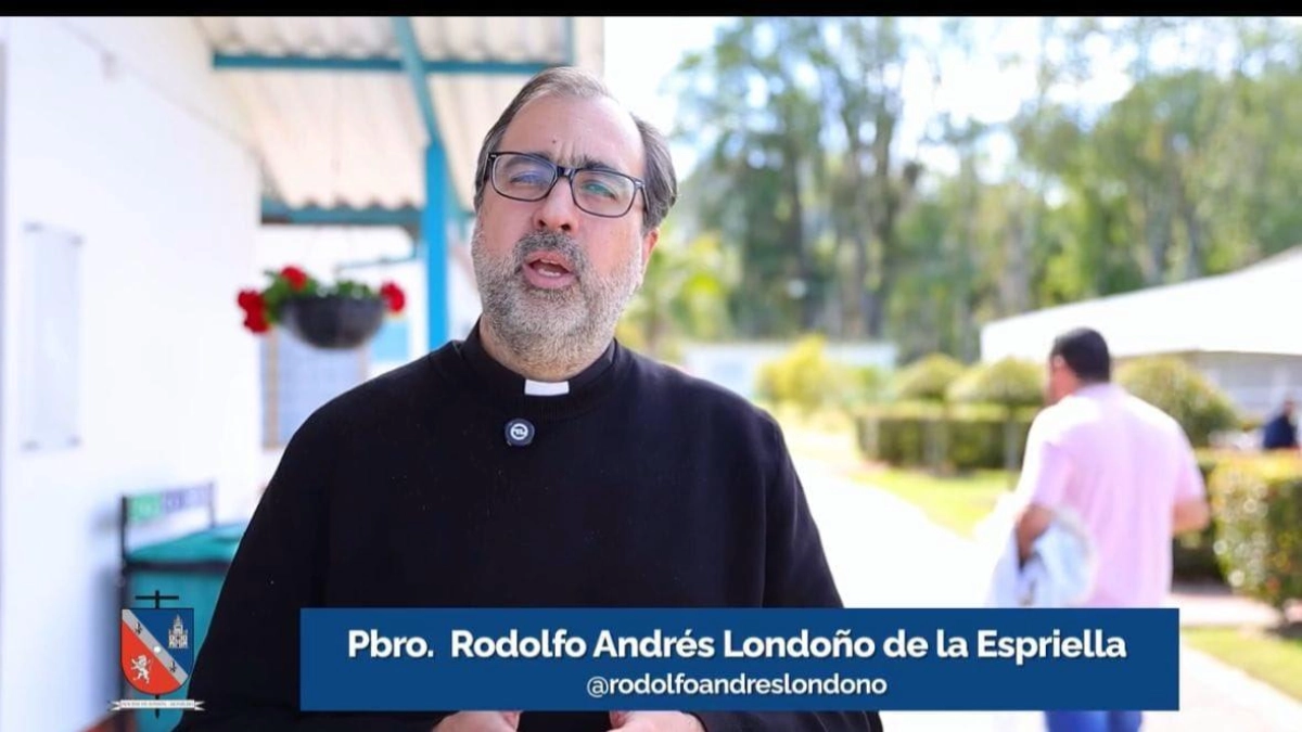 Gobierno reversó nombramiento de sacerdote Rodolfo Londoño en cinco universidades públicas: Camilo Noguera Abello, nuevo representante presidencial