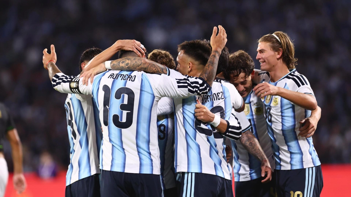 La selección de Argentina arranca la era post-Messi con aplastante goleada contra Bolivia: las nuevas figuras hicieron de las suyas