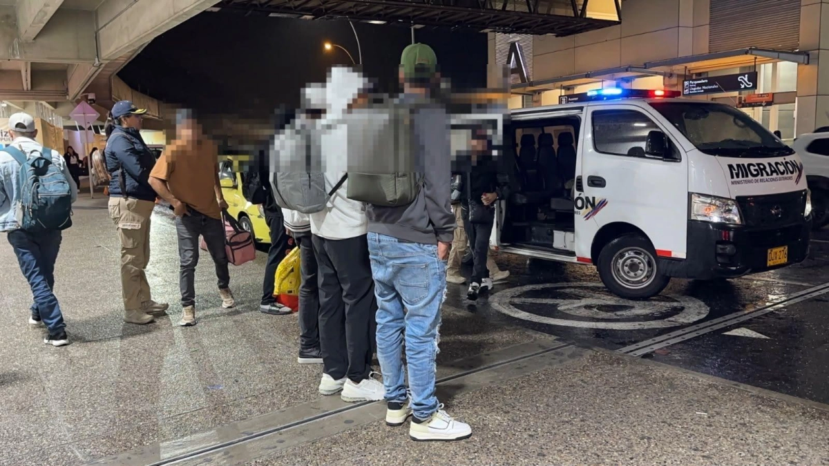 Fueron expulsados del país nueve venezolanos con antecedentes y reportes de inteligencia en Medellín: hay un condenado por secuestro en Estados Unidos