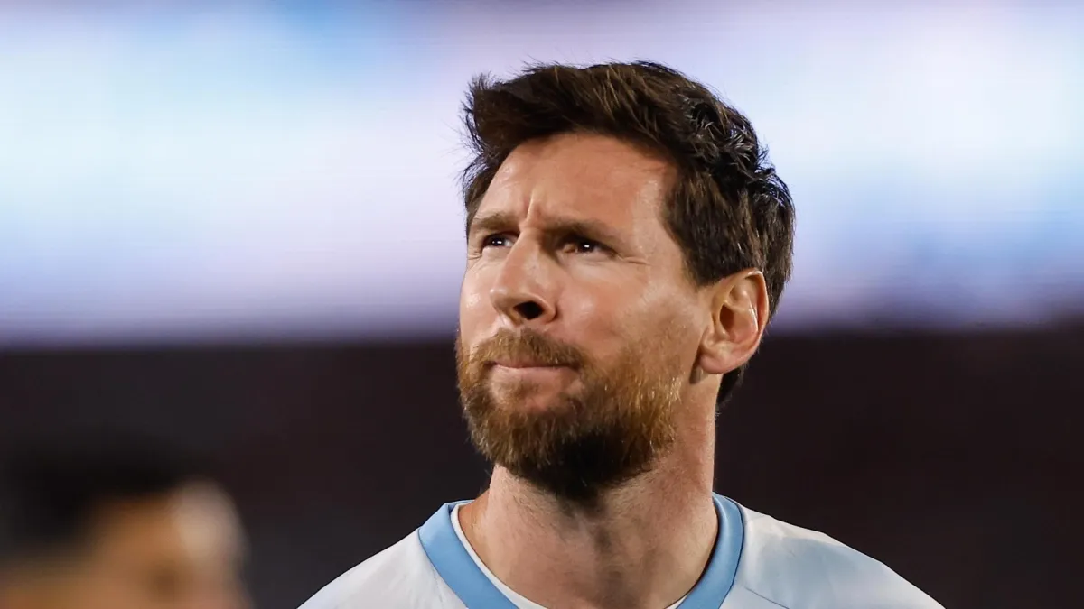 Lionel Messi dijo adiós a la Selección Argentina y recibió emotivos mensajes de los clubes
