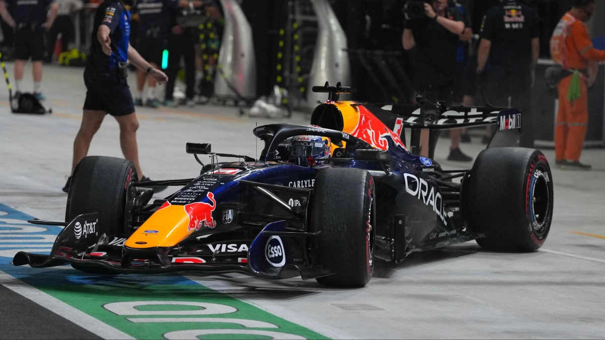 Día redondo para Max Verstappen: logró la ‘pole’ para el Gran Premio de Singapur de Fórmula 1