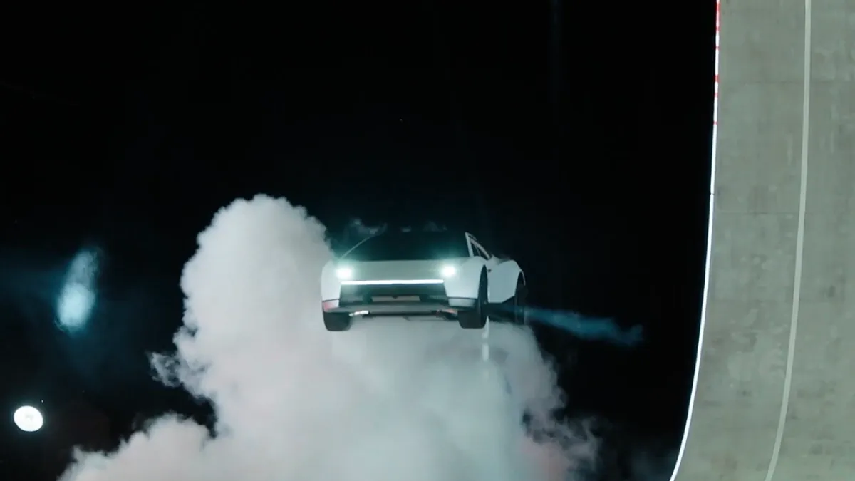 Tesla presenta el nuevo Roadster, su primer carro capaz de volar y dar vueltas en el aire: ¿cuánto costaría y en qué fecha saldría a la venta?