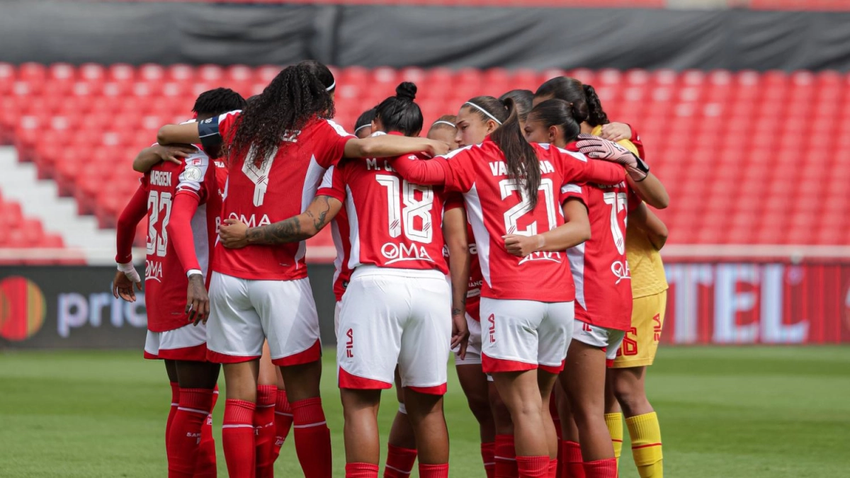 Independiente Santa Fe superó en la agonía a Colo Colo y quedó a un paso de los cuartos de final de la Copa Libertadores Femenina