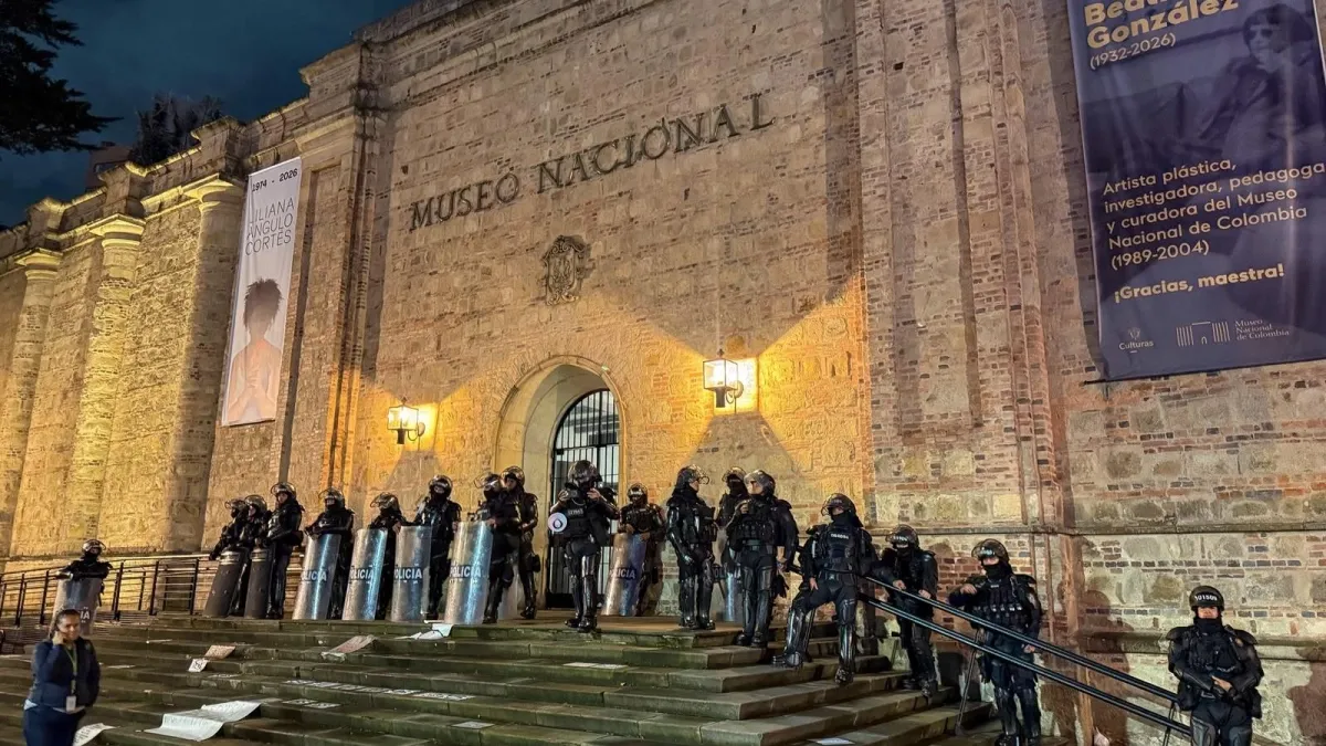 ¿Quién tiene la razón? Experta explica el debate del retiro de obras del Museo Nacional