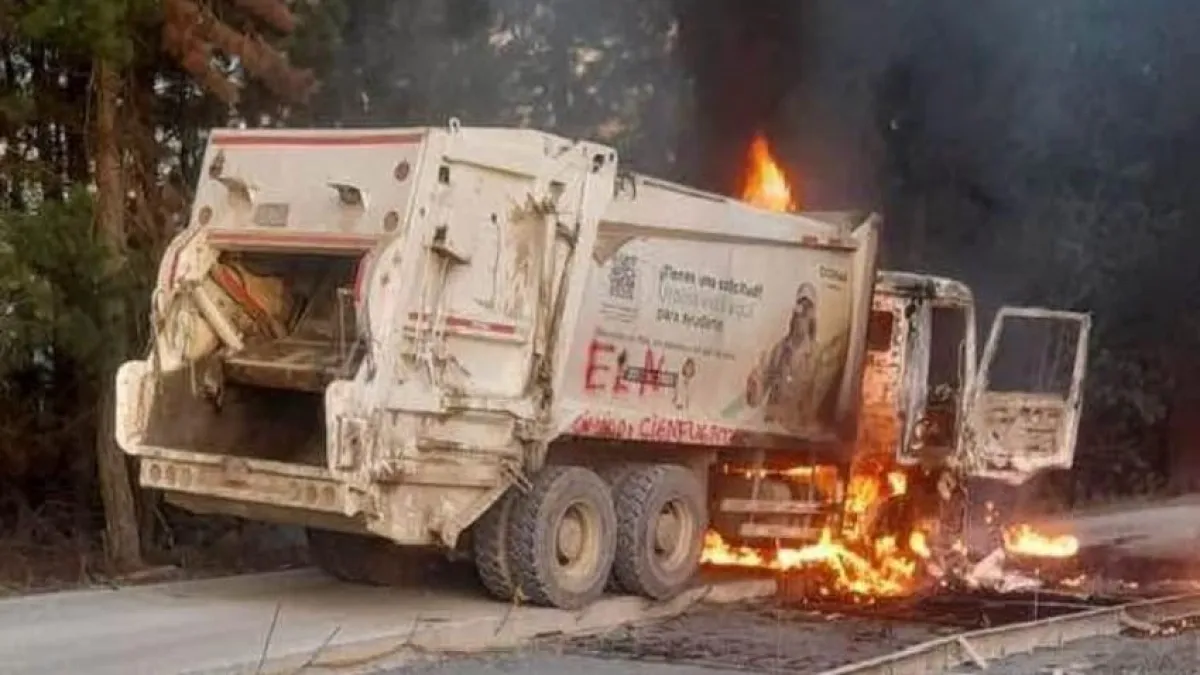 ¿Qué hay detrás de la incineración del camión de aseo en Popayán y los explosivos en la vía Panamericana en Cauca?