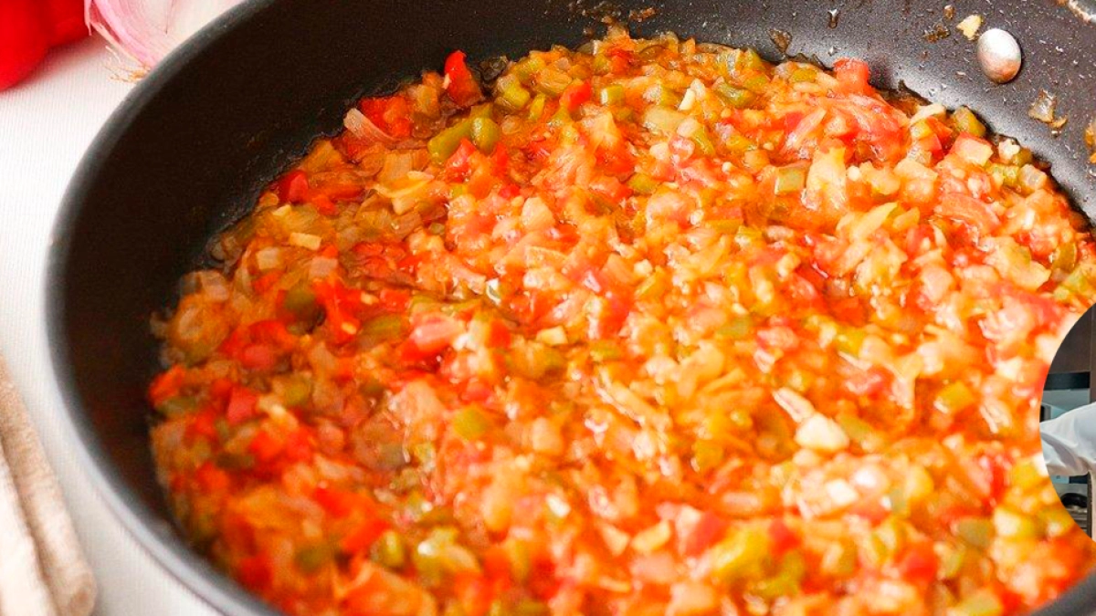 Jordi Cruz, cocinero: ‘El sofrito casero no solo pide fuego lento, también un toque de bicarbonato que suaviza la acidez del tomate’