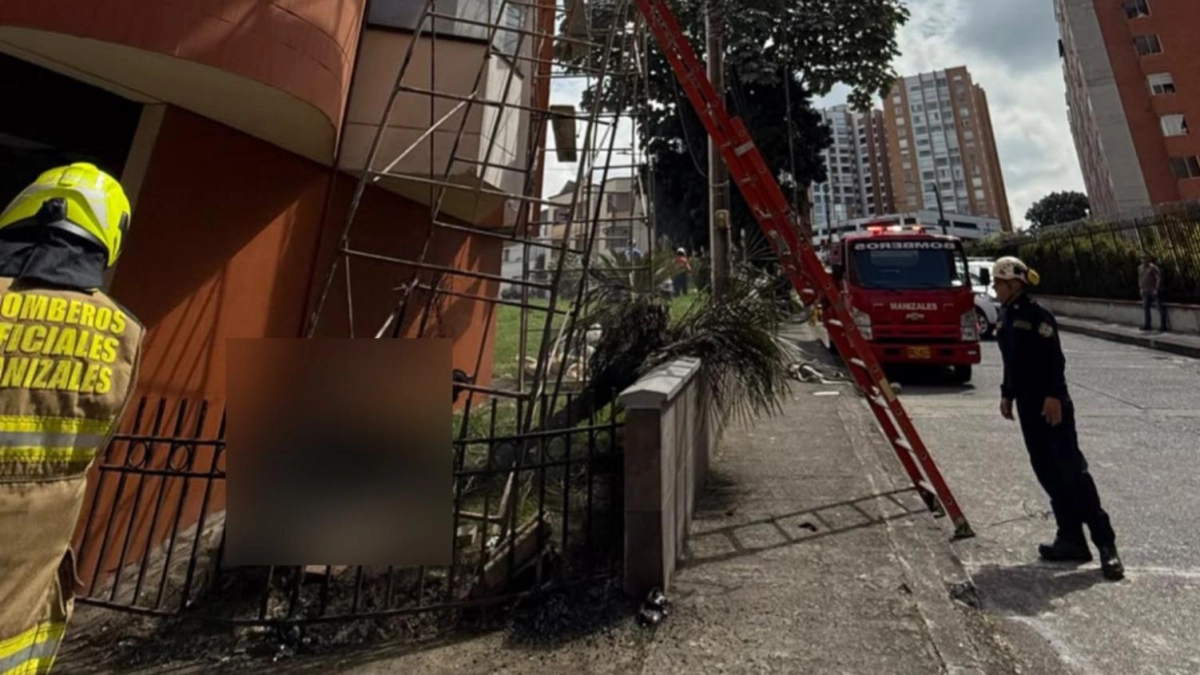 Imágenes del accidente en Manizales en el que murieron dos obreros electrocutados: así quedó el edificio que estaban pintando