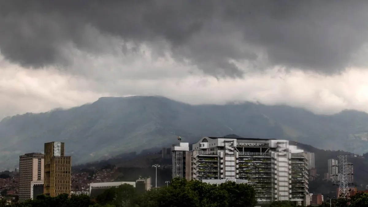 El fenómeno de El Niño no frena las lluvias: ¿por qué sigue lloviendo en el Valle de Aburrá?