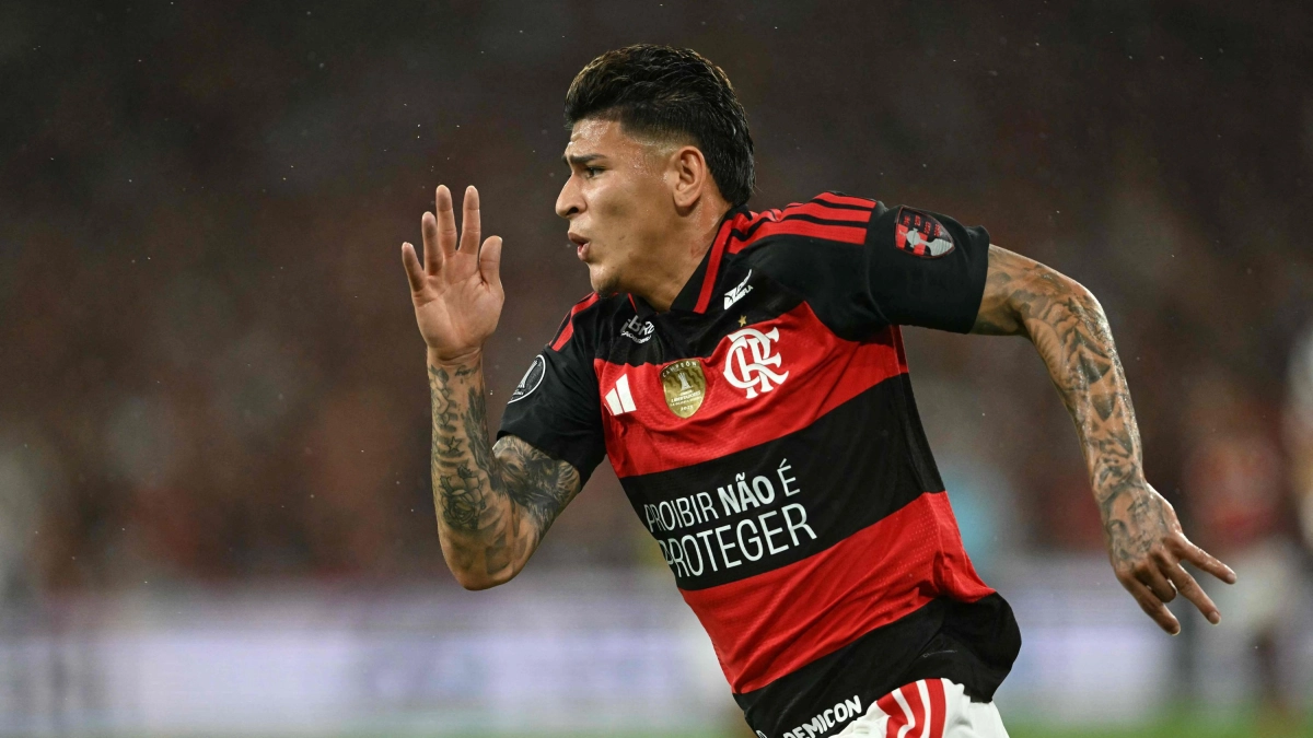 Video: un gol agónico de Jorge Carrascal volvió a dejar a Flamengo como líder del Brasileirao