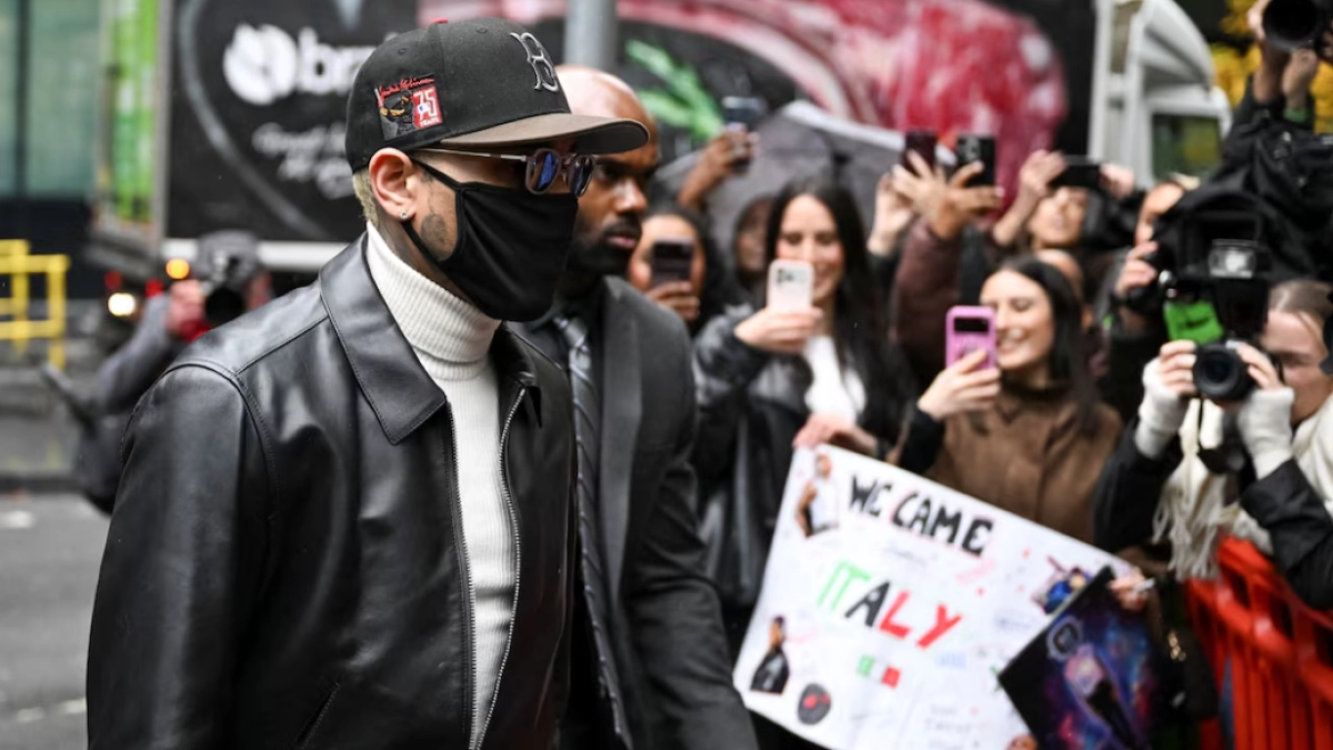 Chris Brown fue condenado a ocho meses de prisión por golpear a un productor con una botella: el juez afirmó que ‘su fama no le da un trato especial’