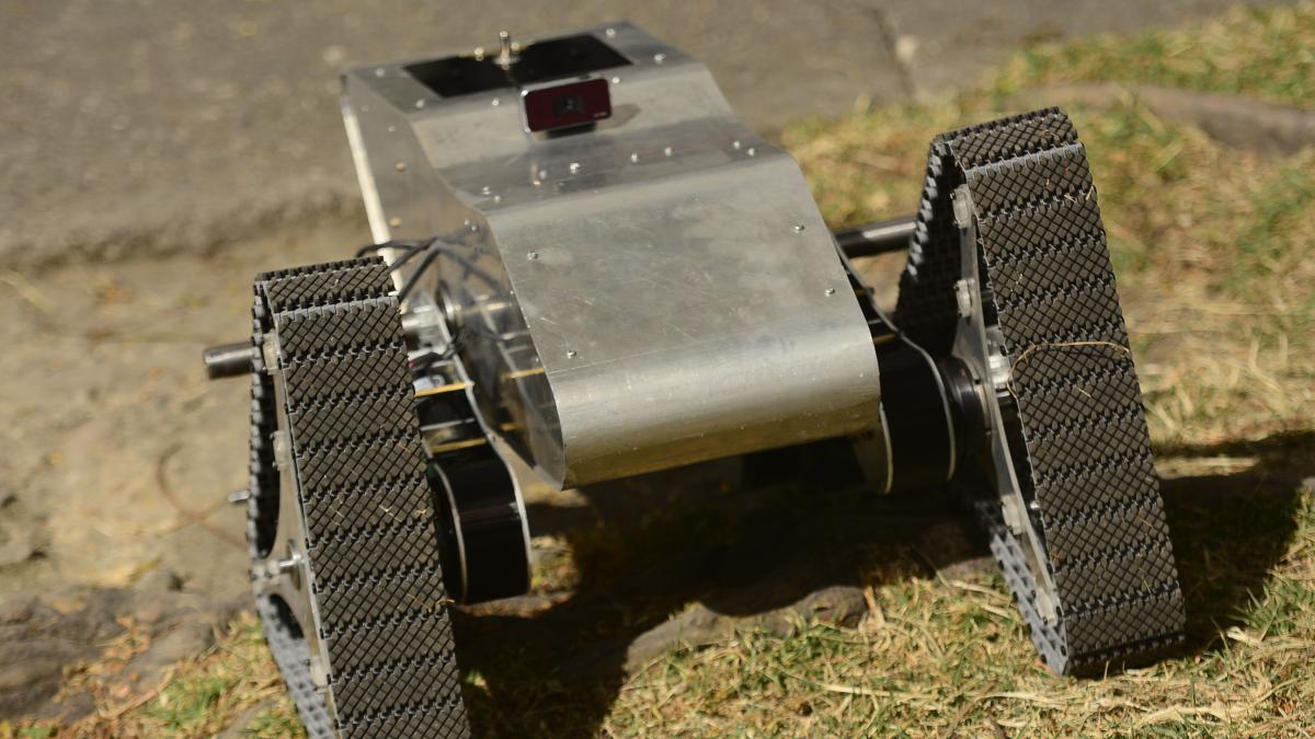 Firebot, el robot que ayuda a prevenir incendios forestales