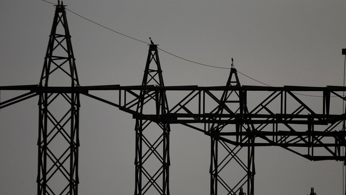 ¿Ahorro o castigo? La batalla del Caribe para evitar que el plan energético de la CREG encarezca las facturas en la región más caliente del país