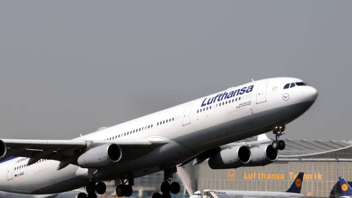 Avión de Lufthansa estuvo a centímetros de golpear la pista con su cola durante un aterrizaje en Los Ángeles