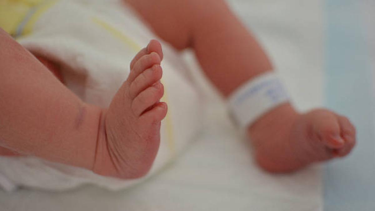 Giro inesperado en la muerte de bebé de dos meses en Cali: Policía reveló que un menor de seis años lo sacó de su cuna y lo puso en una cuneta