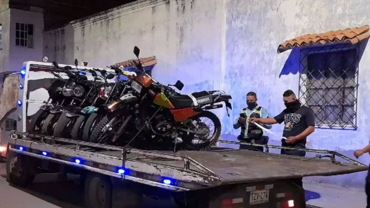 Motociclistas en Santa Marta que alteren placas enfrentarían cárcel: la ciudad busca poner en cintura a transportadores ilegales