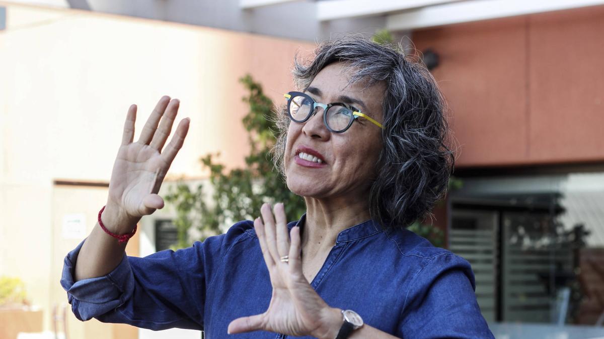 ‘La gran virtud de la escritura es ponerte en los zapatos de otros’: Cristina Rivera Garza