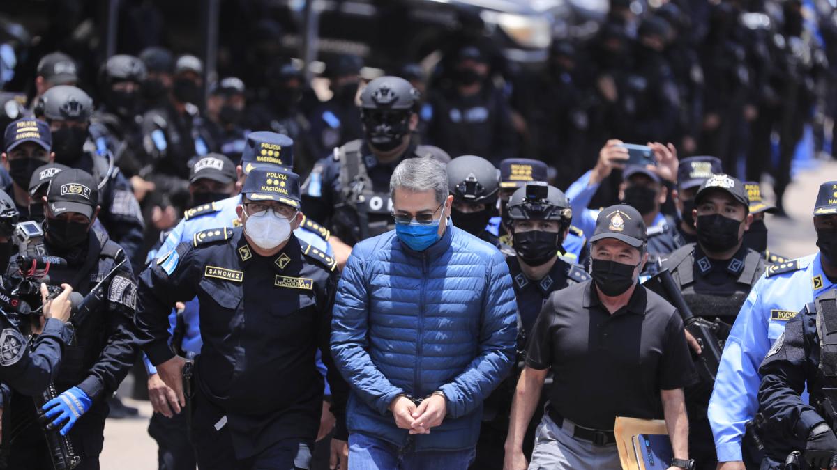 Juicio a expresidente de Honduras en Nueva York aplazado hasta el 5 de ...