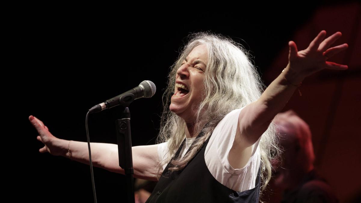 La cantante Patti Smith, conocida como la 'madrina del punk', fue galardonada con el premio Princesa de Asturias de las Artes 2026