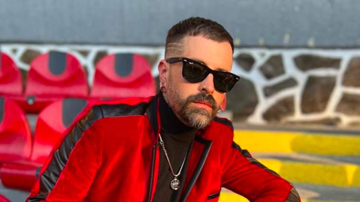 Mike Bahía celebra una nueva nominación al Latin Grammy