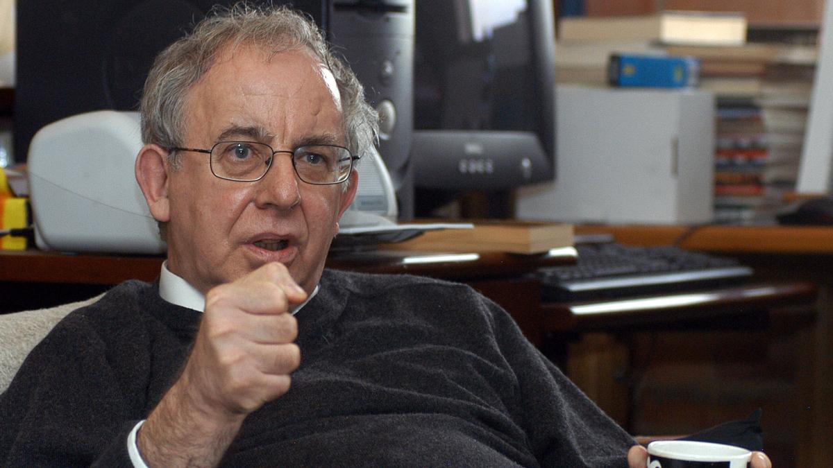 Entrevista de María Isabel Rueda con Malcolm Deas