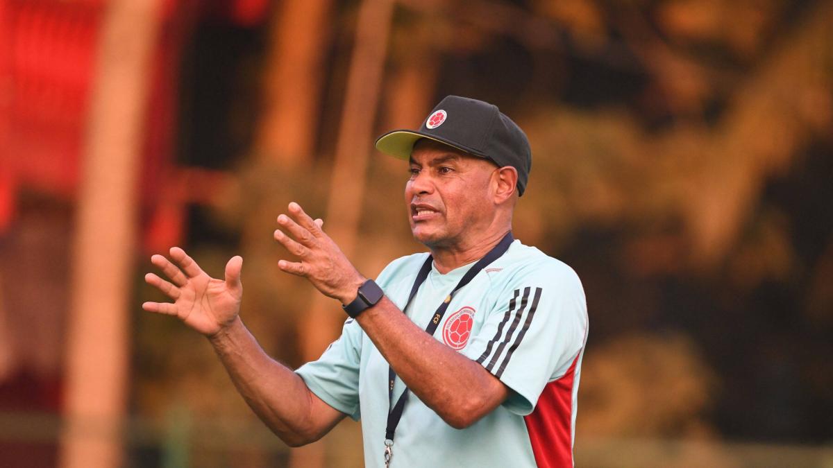 Video | Carlos Paniagua, técnico de la Selección Colombia femenina Sub-17, puso la cara tras la debacle contra España en el Mundial