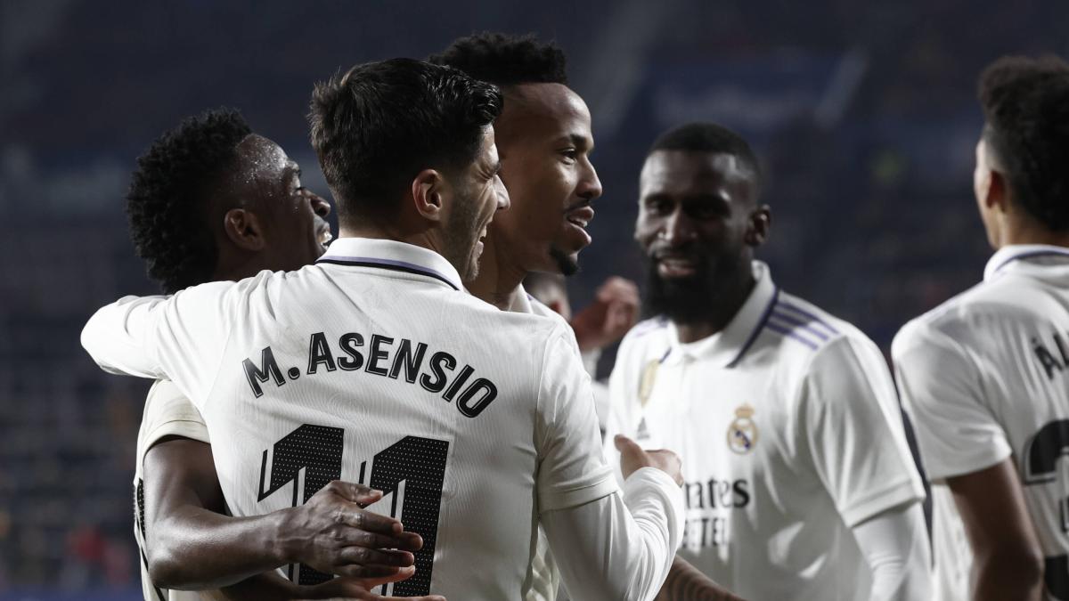Real Madrid vence a Osasuna en la Liga española