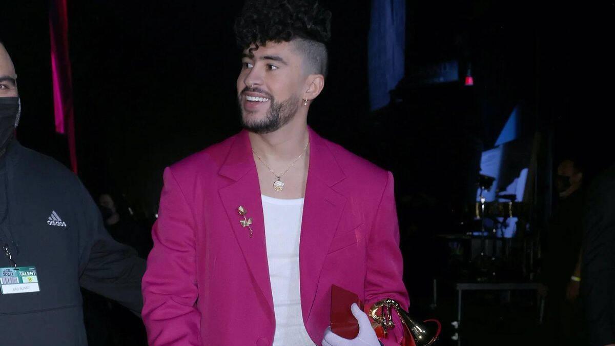 Bad Bunny logra que desestimen demanda por Un verano sin ti y pide millonario pago