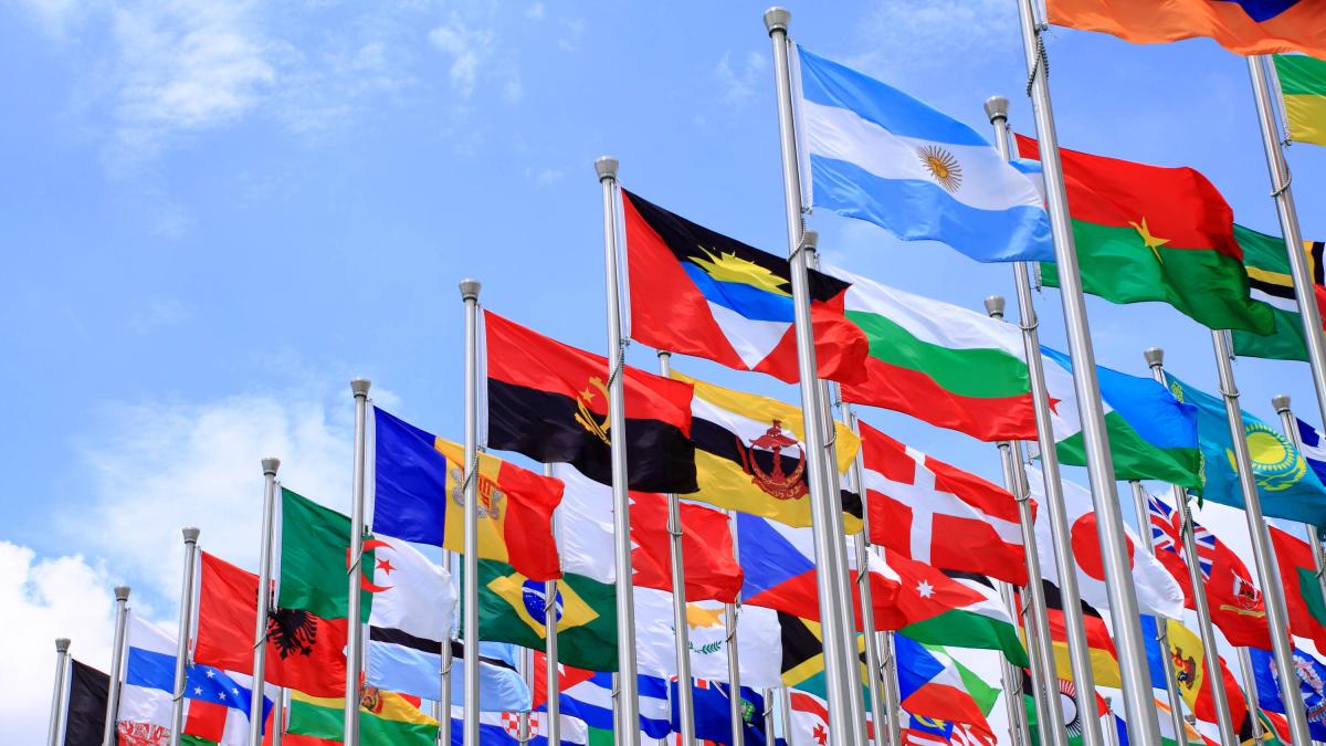 La OCDE mejora su previsión de crecimiento mundial al 3,2 % en 2025 pese a los aranceles de Donald Trump
