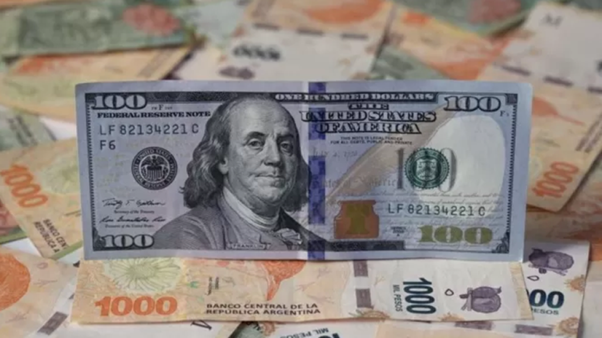 Qué es el dólar blue y por qué afecta la economía de Argentina