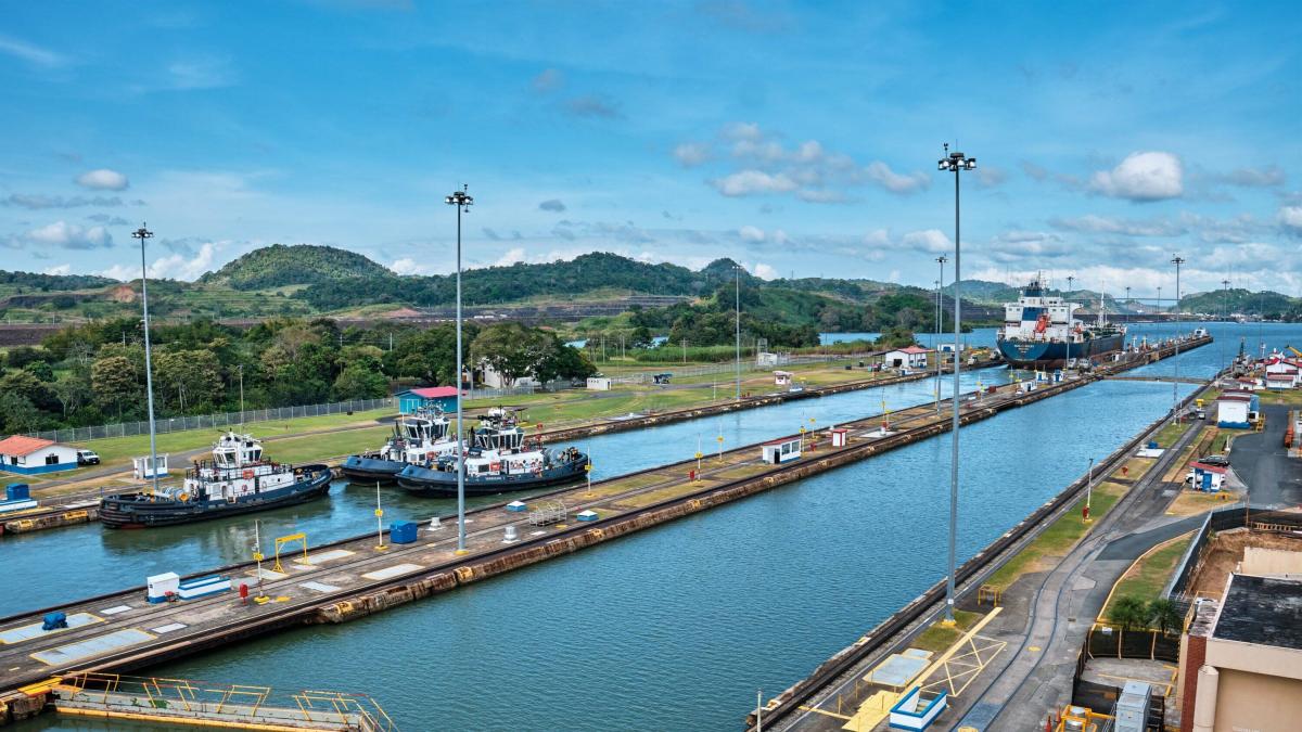 China advierte que Panamá 'pagará un alto precio' y califica de 'extremadamente ridículo' el fallo que anuló la concesión de puertos del Canal