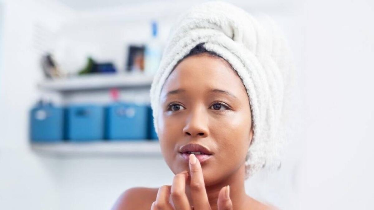 Labios resecos: causas, riesgos y los productos recomendados por expertos para prevenirlos