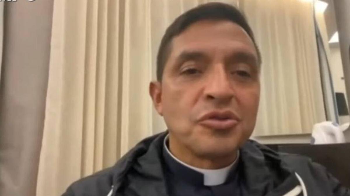 Padre Chucho dio nuevos detalles del ataque que sufrió durante un atraco en Ecuador: 'No perdí la fe, pero sí sabía que me iba a morir ahí'