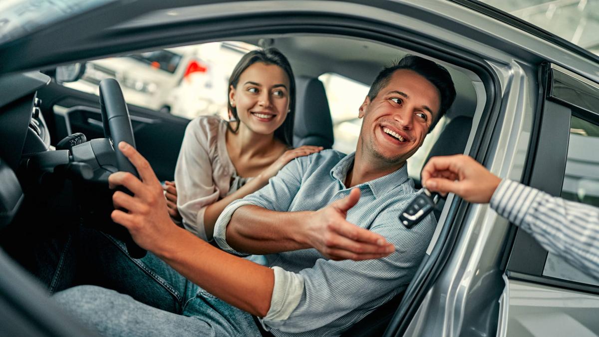 Concesionarios piden bajar el IVA de los carros nuevos al 10 % y eliminar el impoconsumo