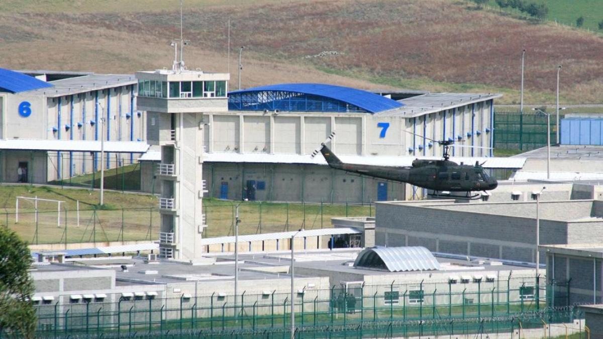 Fiscalía imputa a cinco dragoneantes del Inpec por red de extorsión en Cómbita