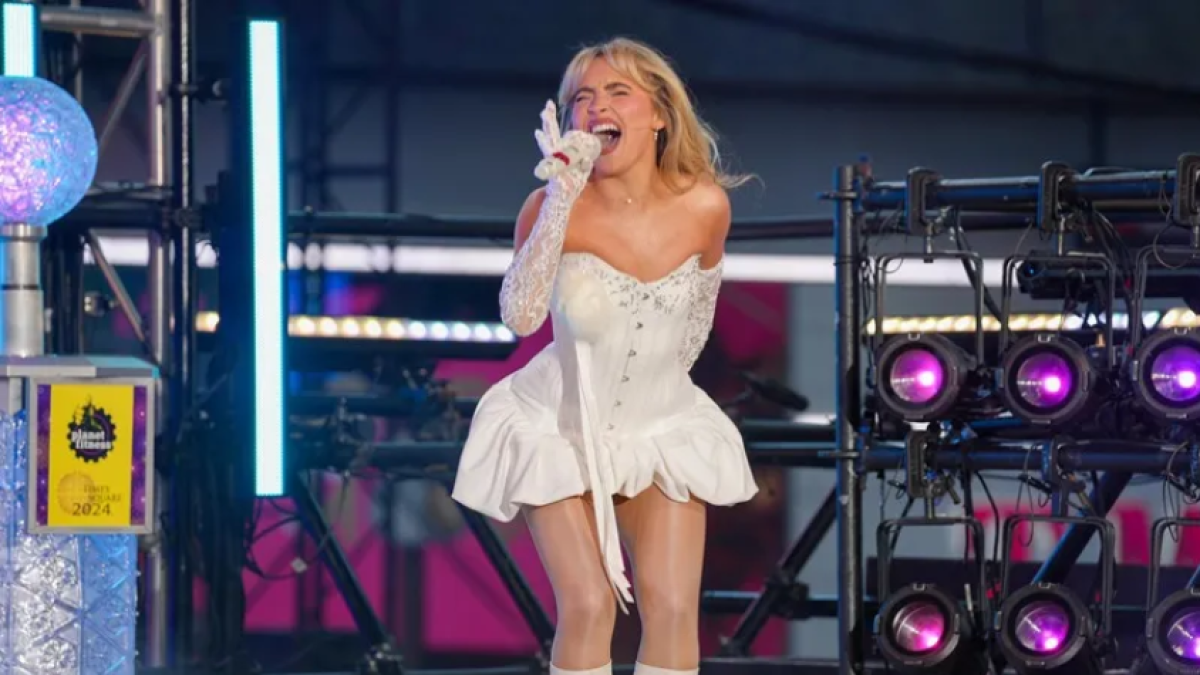 Juez falla a favor de Sabrina Carpenter y restringe por cinco años a hombre acusado de acosarla: 'Temo lo que pueda hacer'