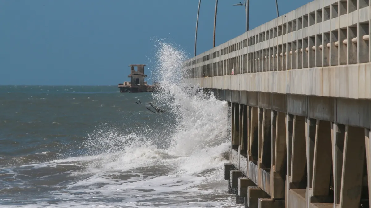 DIMAR alerta por fuerte oleaje y vientos en Atlántico: autoridades piden extremar precauciones en playas y actividades marítimas del Caribe