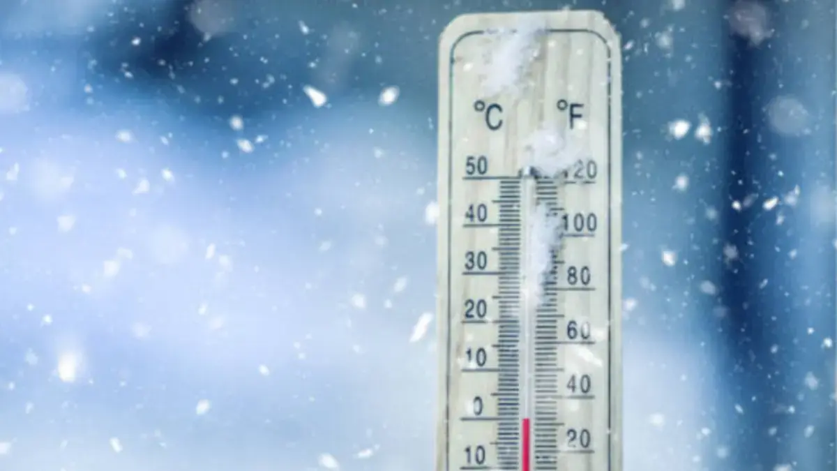 Evropo zajel polarni mraz, v Parizu in severni Španiji pričakovano sneženje