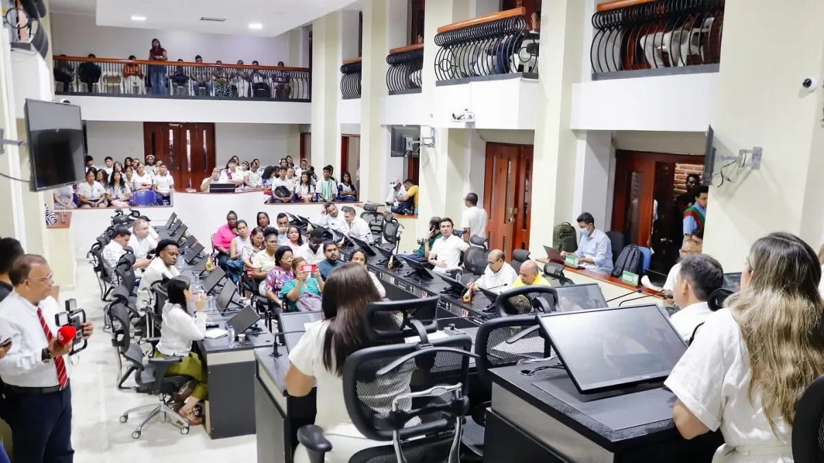 El Concejo de Cartagena inicia el trámite para derogar 360 acuerdos obsoletos y modernizar jurídicamente a la ciudad