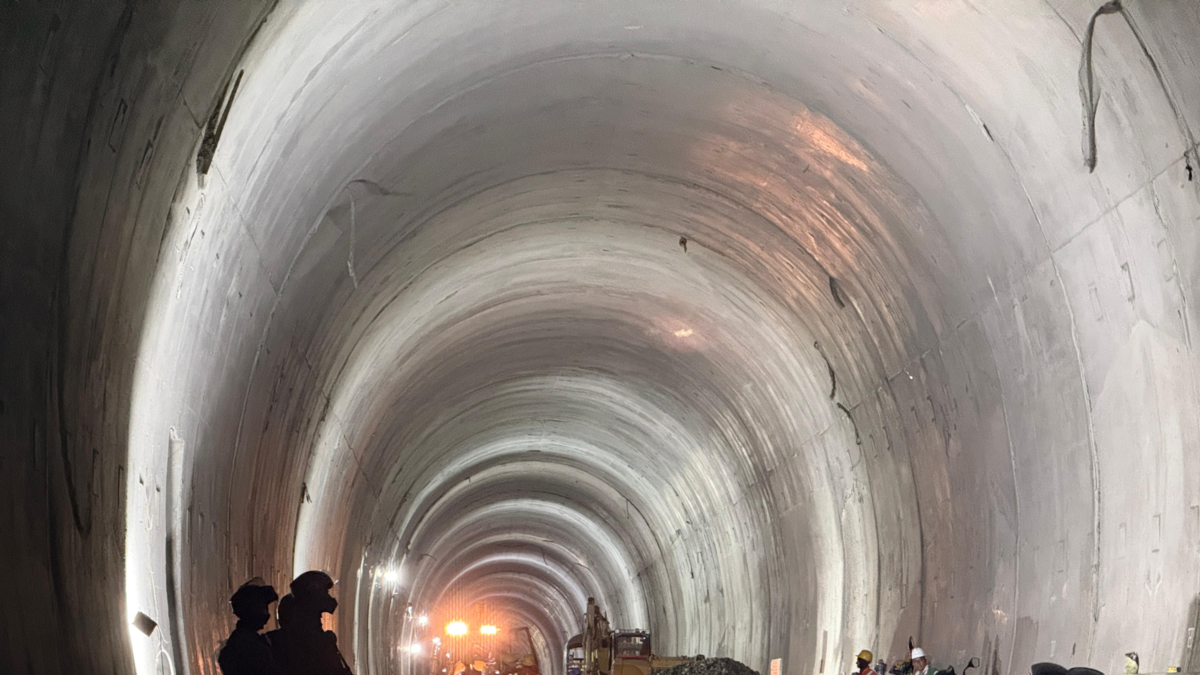 Túnel del Toyo: Procuraduría formula cargos a exsubdirector del Invías por presuntas omisiones en contratación