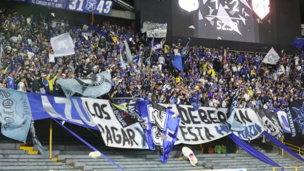 ¿Quién manda a quién? Hinchas ponen y quitan técnicos y manipulan a clubes (opinión)