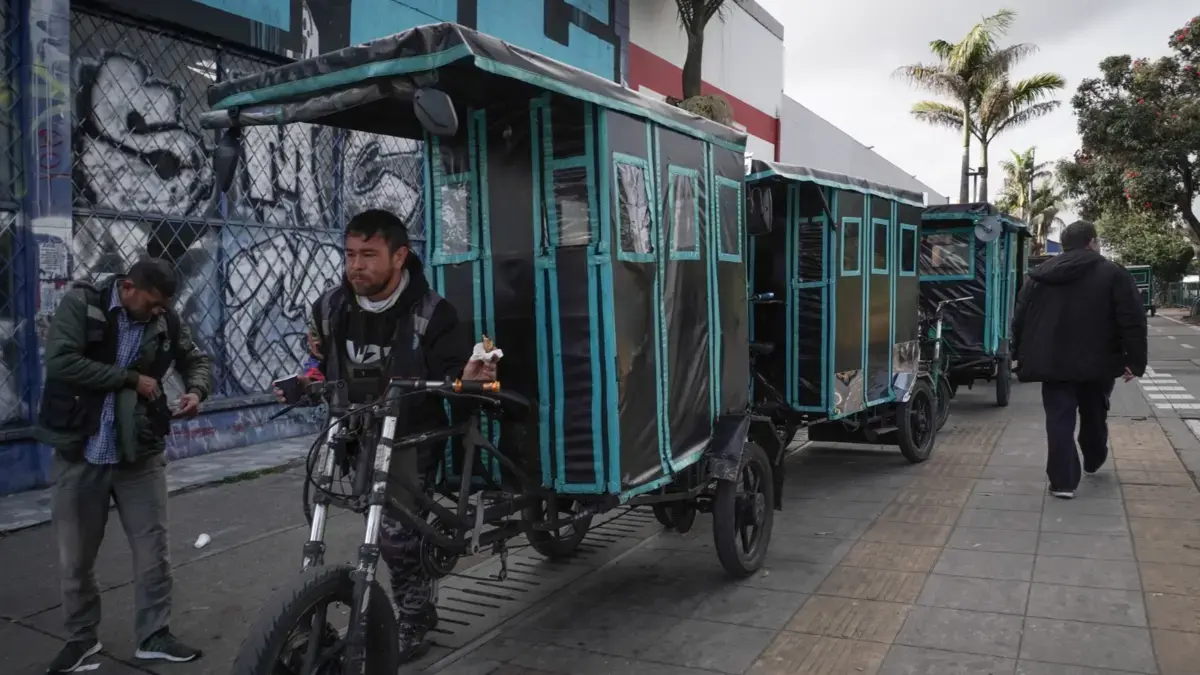 Bicitaxis, una rueda suelta en las vías y la seguridad de Bogotá: ¿Cuál es el plan de la Alcaldía para este medio de transporte?