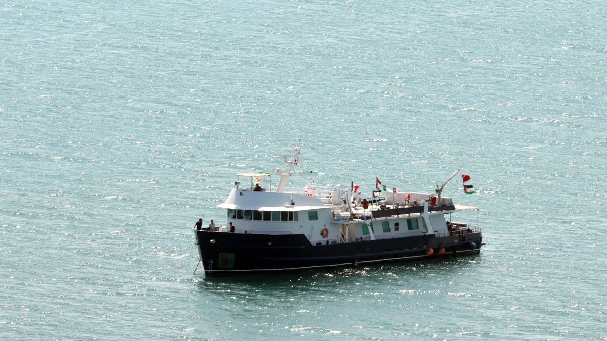 Armada de Israel intercepta flotilla de barcos con ayuda humanitaria para la Franja de Gaza: fue obligada a cambiar de rumbo