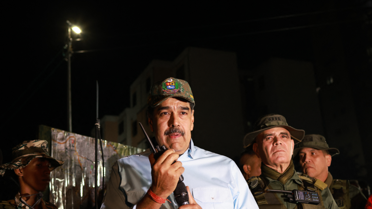 Ministro de Defensa de Venezuela acusa a Estados Unidos de ejecutar 'brutal ejercicio psicológico' contra Caracas: 'Estamos dispuestos a dar la vida'