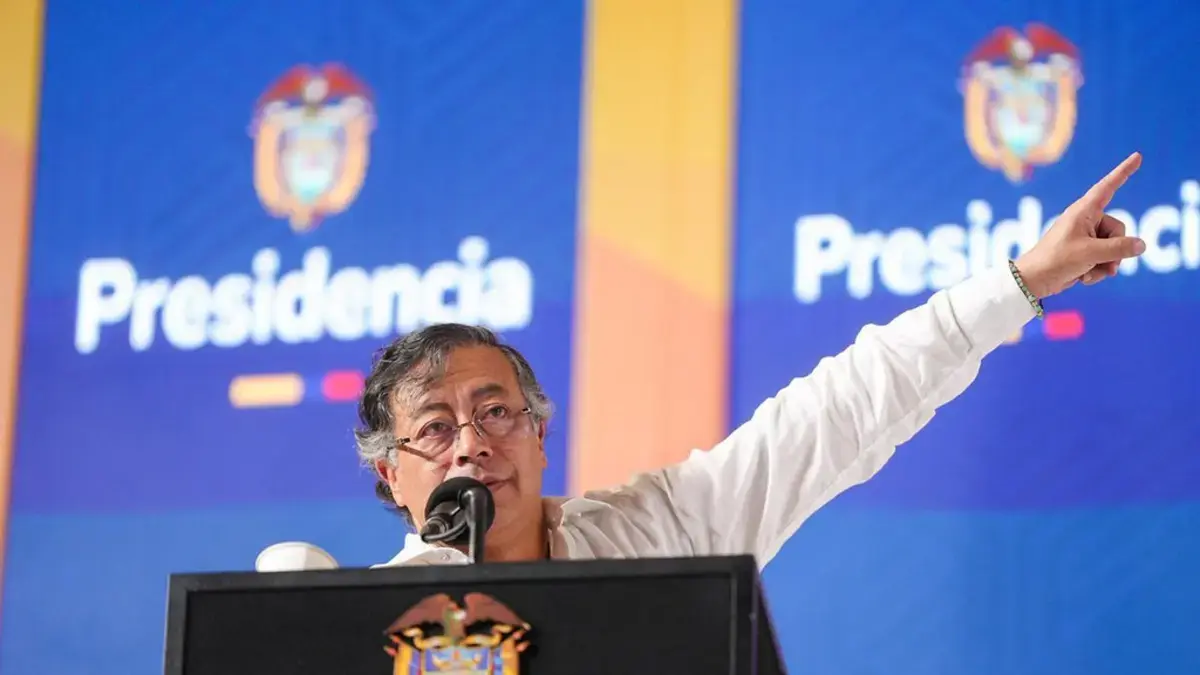 Atención: presidente Gustavo Petro anuncia fin de la dependencia militar de Estados Unidos: ‘No más limosnas ni regalos’