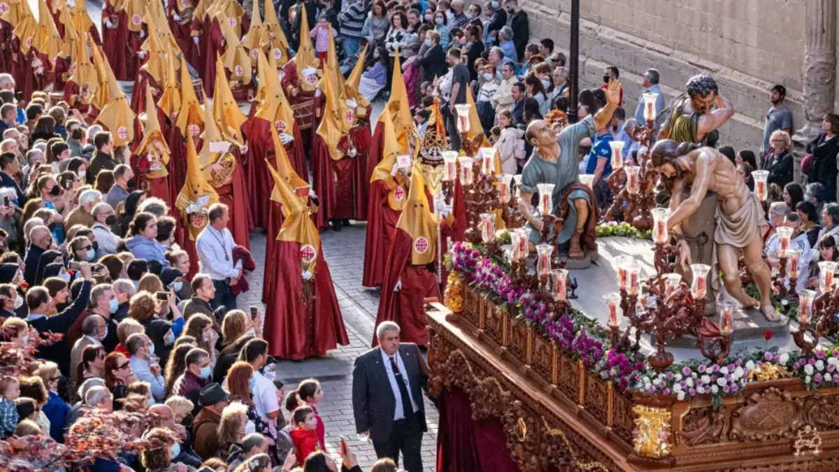 ¡La misa prohibida por el papa Francisco regresa a la Iglesia Católica gracias a León XIV! Una práctica religiosa que tiene siglos de antigüedad