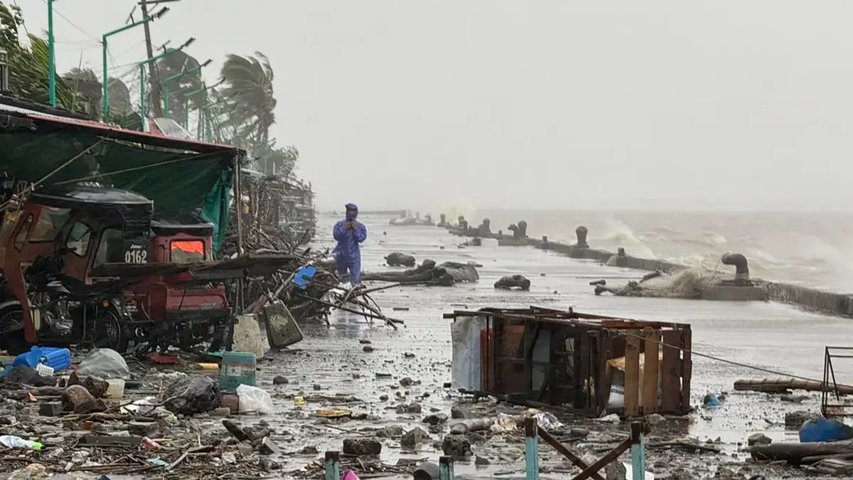 China, Filipinas y Taiwán elevan alerta por el paso del supertifón Ragasa, de categoría 5: vuelos cancelados y miles de evacuados por fuertes lluvias