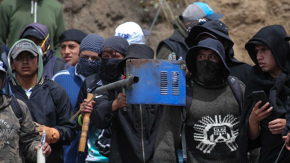 Daniel Noboa denuncia que el 'Tren de Aragua' está detrás de las protestas indígenas que sacuden Ecuador: afirma que la banda criminal los financia